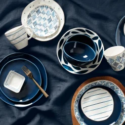 Bay Colors Blue Accent Plates, Set of 4