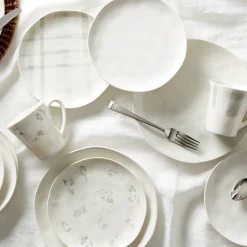 Bay Colors White Dinner Plates, Set of 4