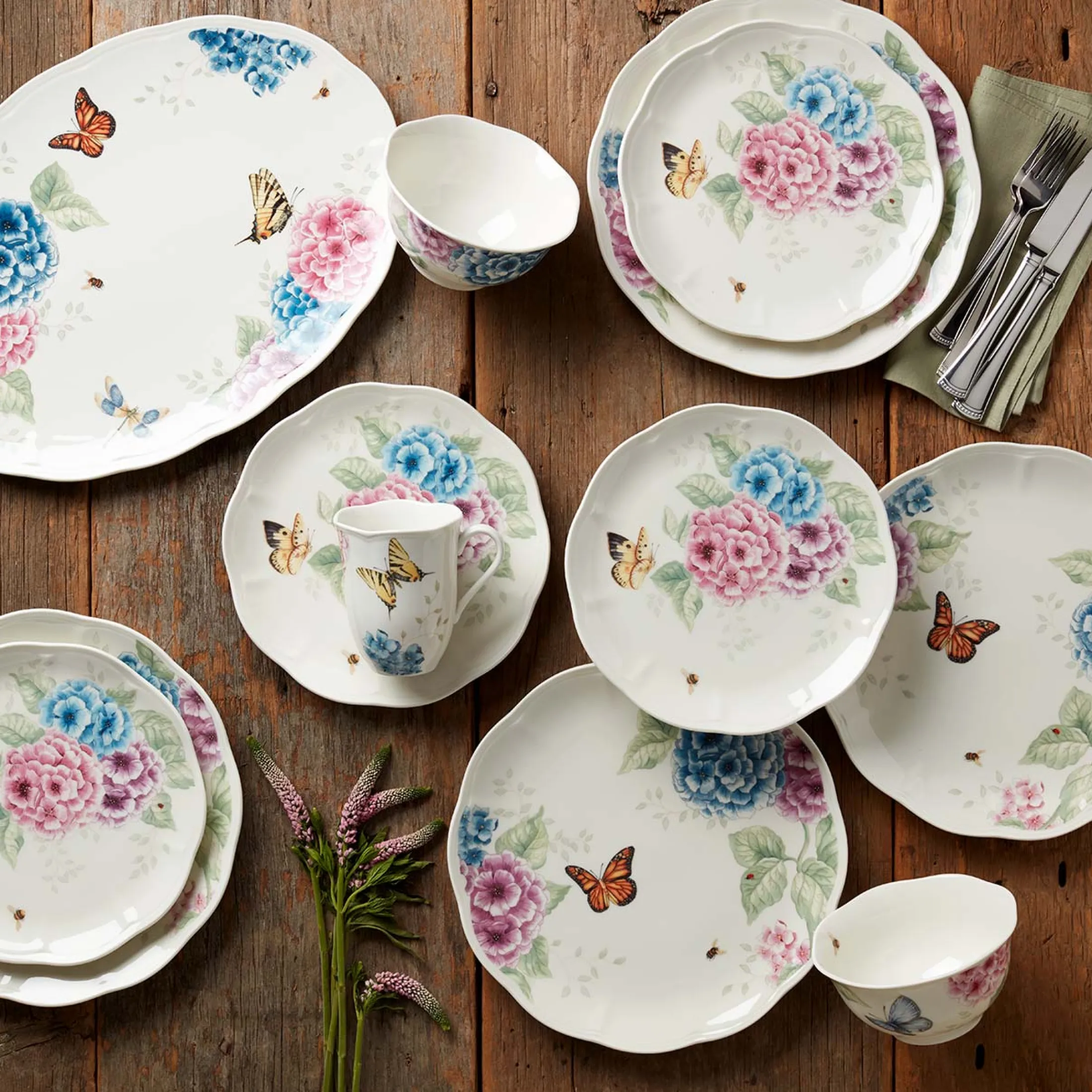 Butterfly Meadow Hydrangea 12-Piece Dinnerware Set