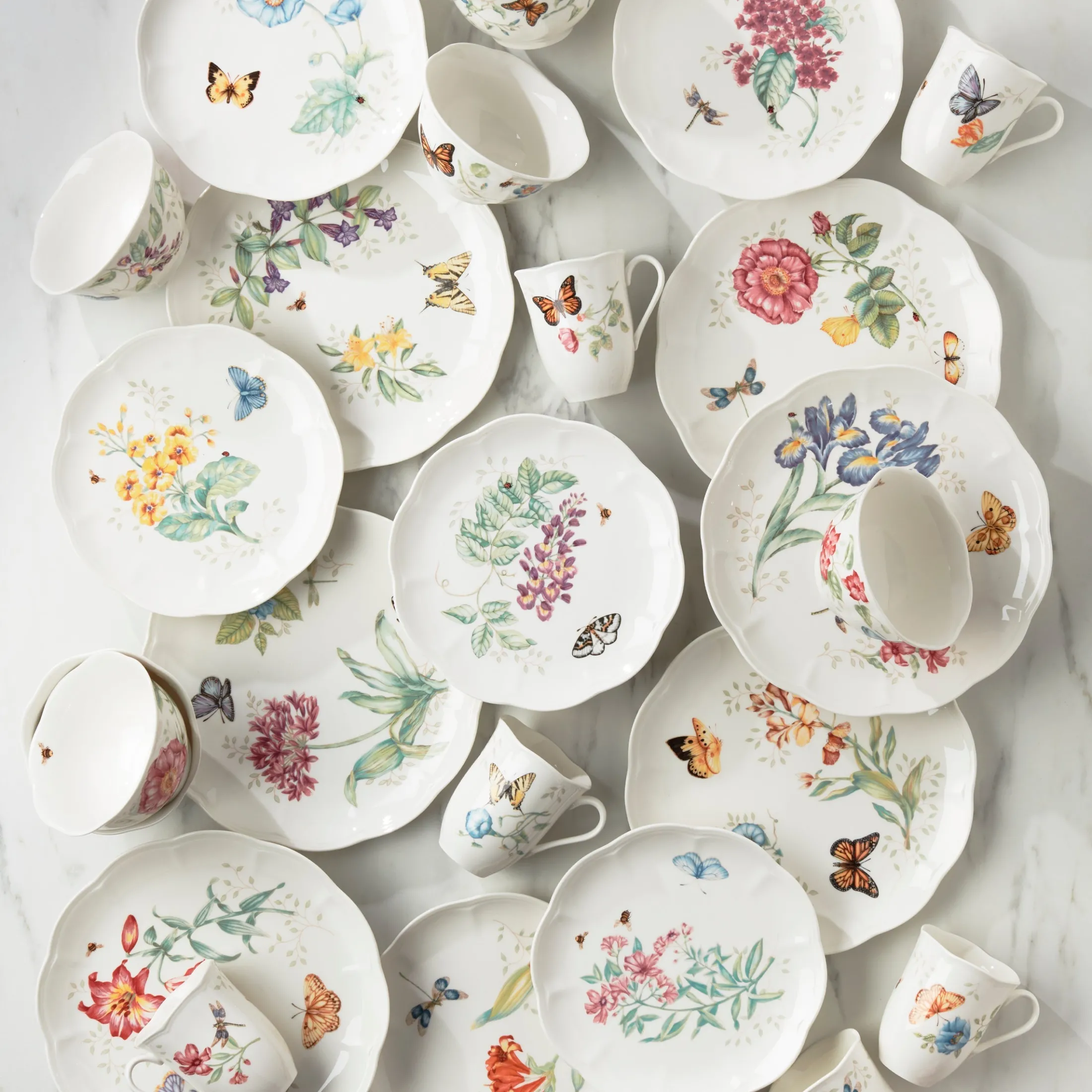 Butterfly Meadow 24-Piece Dinnerware Set