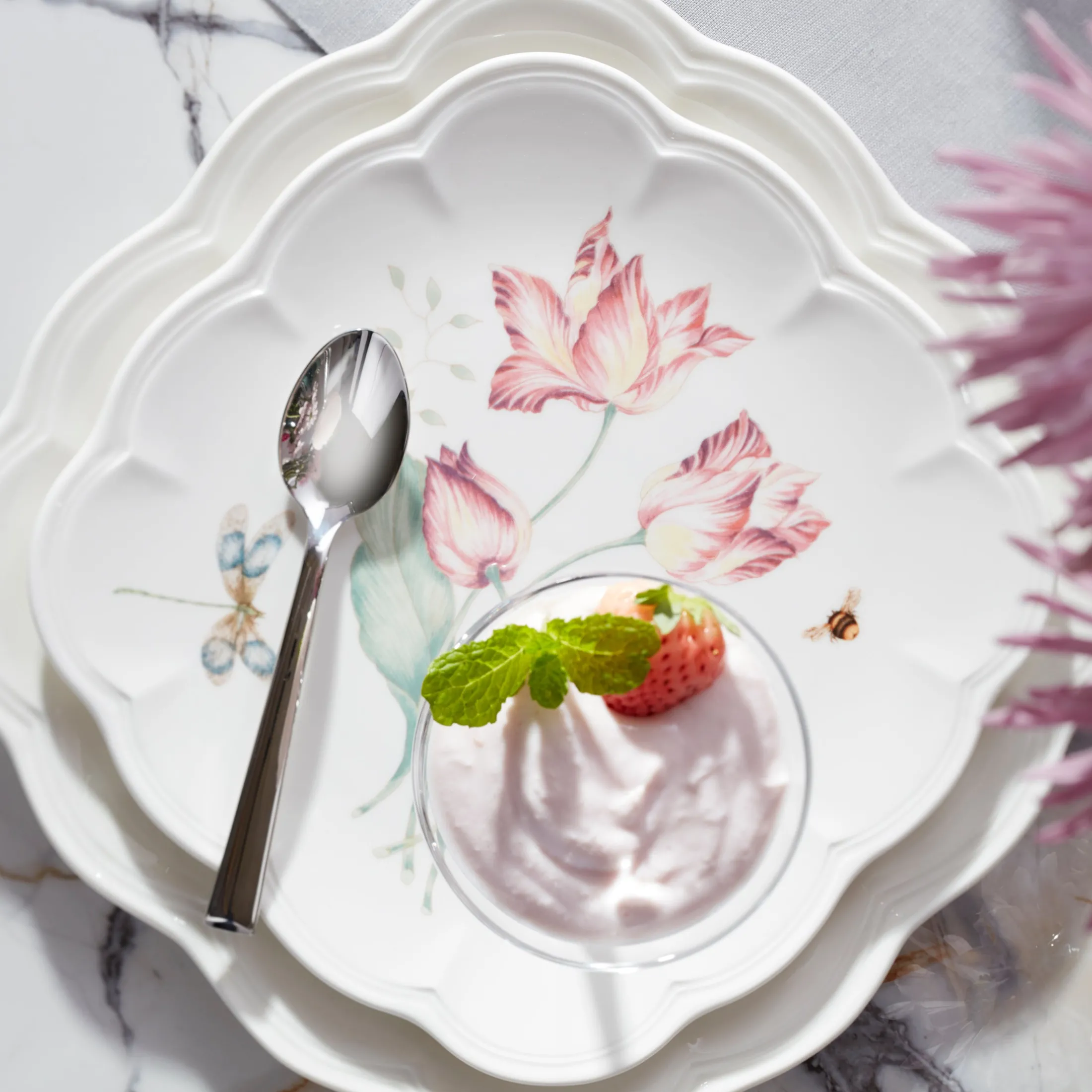 Butterfly Meadow Square 18-Piece Dinnerware Set