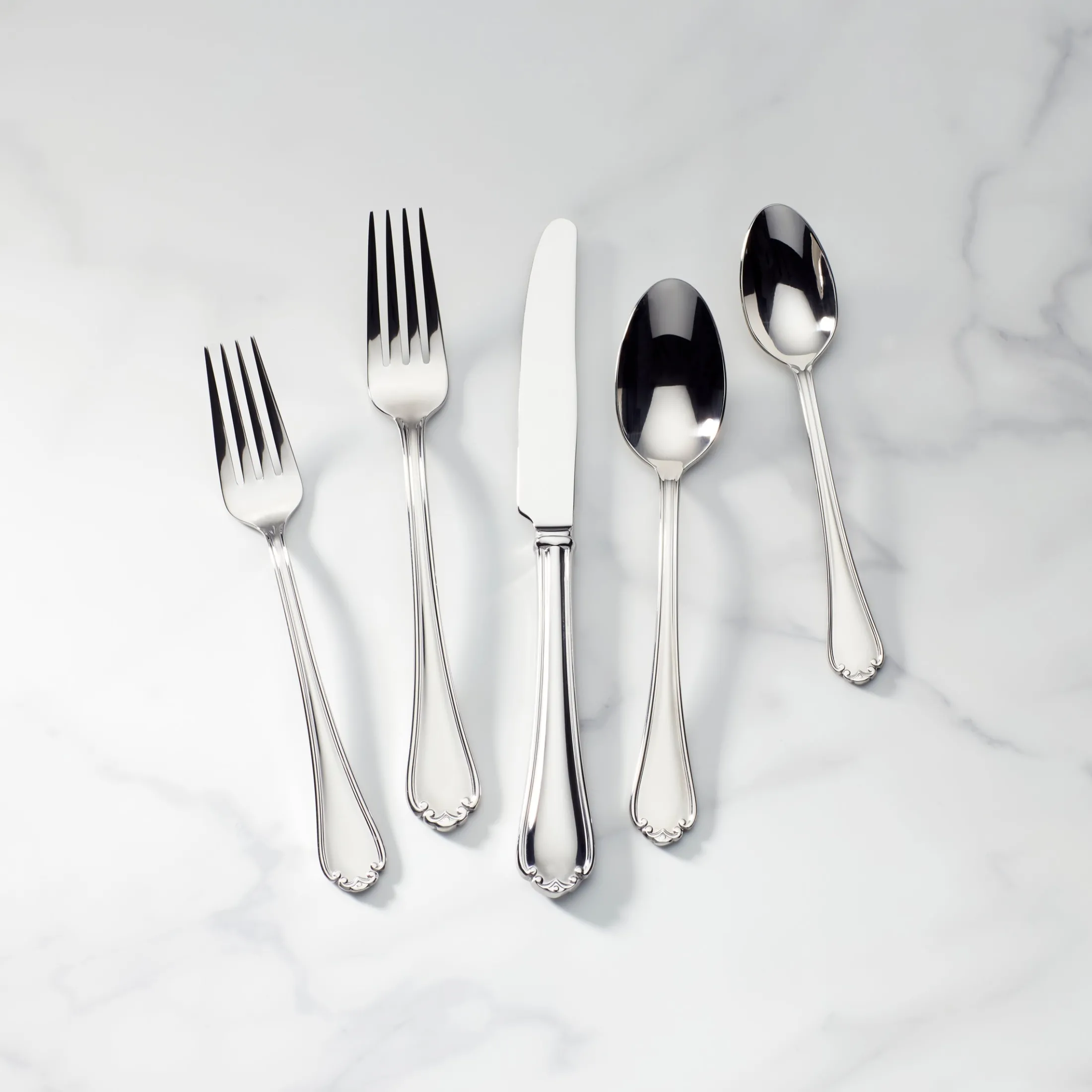 Chelse Muse 65-Piece Flatware Set
