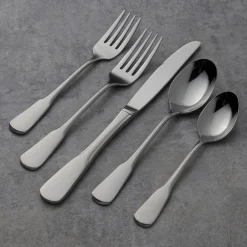 Colonial Boston 20-Piece Flatware Set