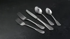 Colonial Boston 45-Piece Flatware Set