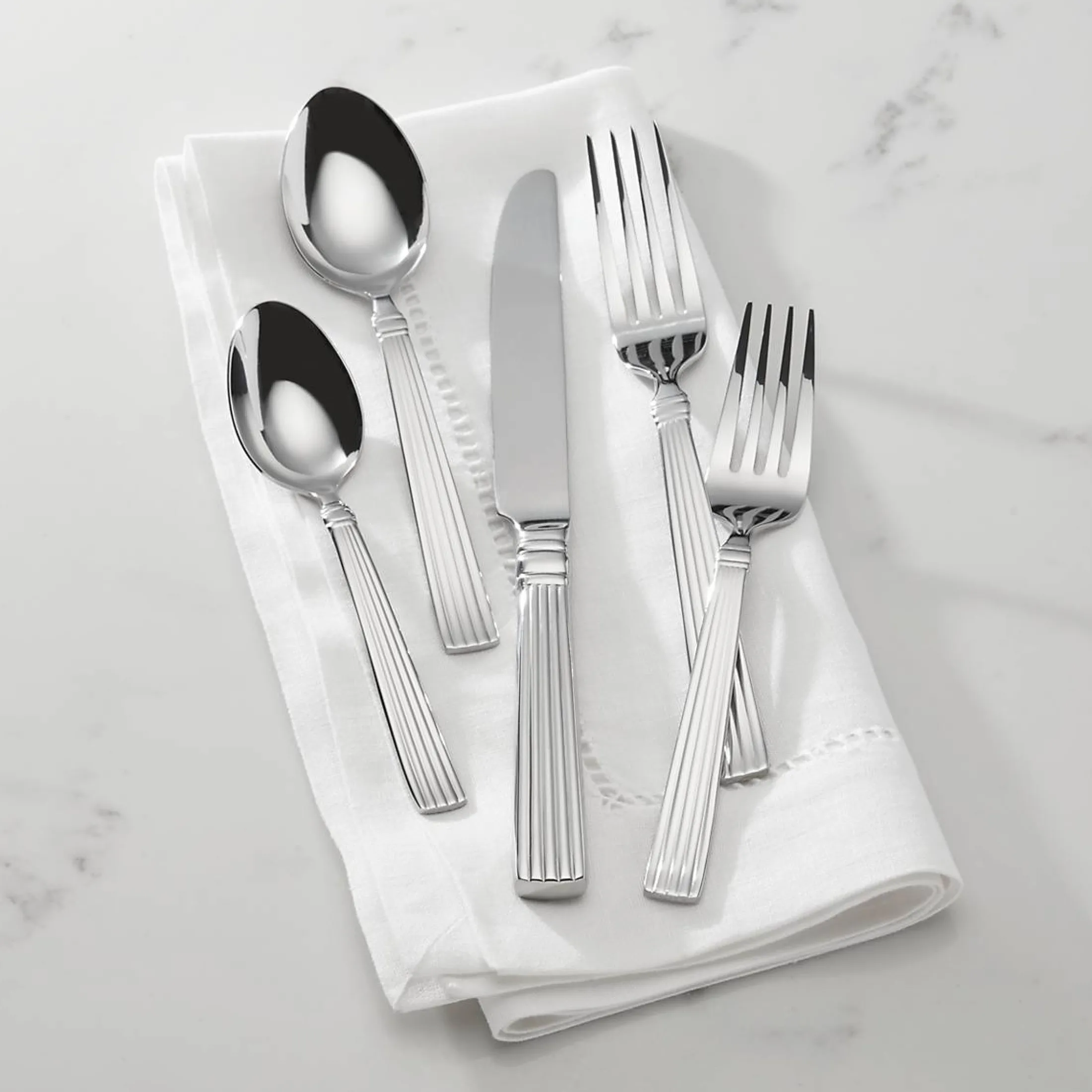 Crescendo II 65-Piece Flatware Set