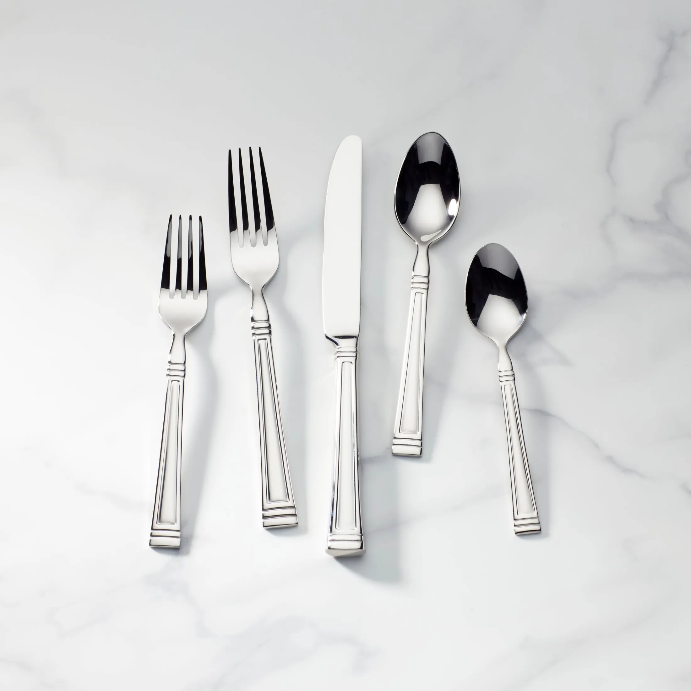 Esquire 65-Piece Flatware Set