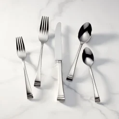 Federal Platinum 20-Piece Flatware Set
