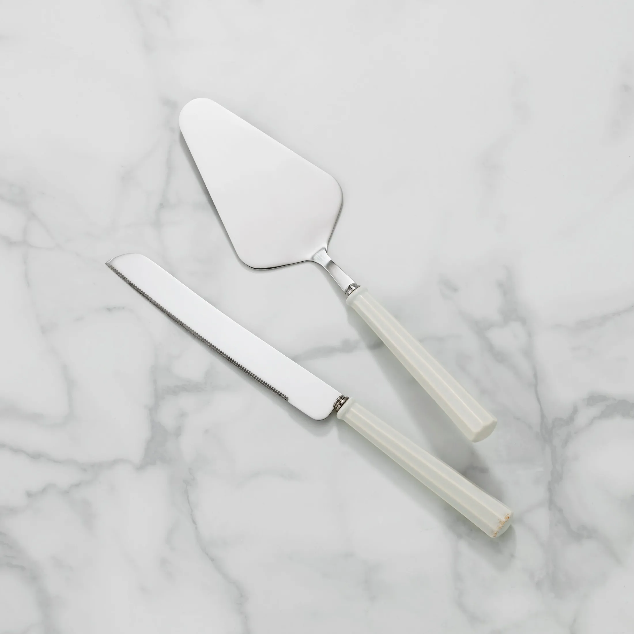 French Perle Scallop 2-Piece Dessert Set