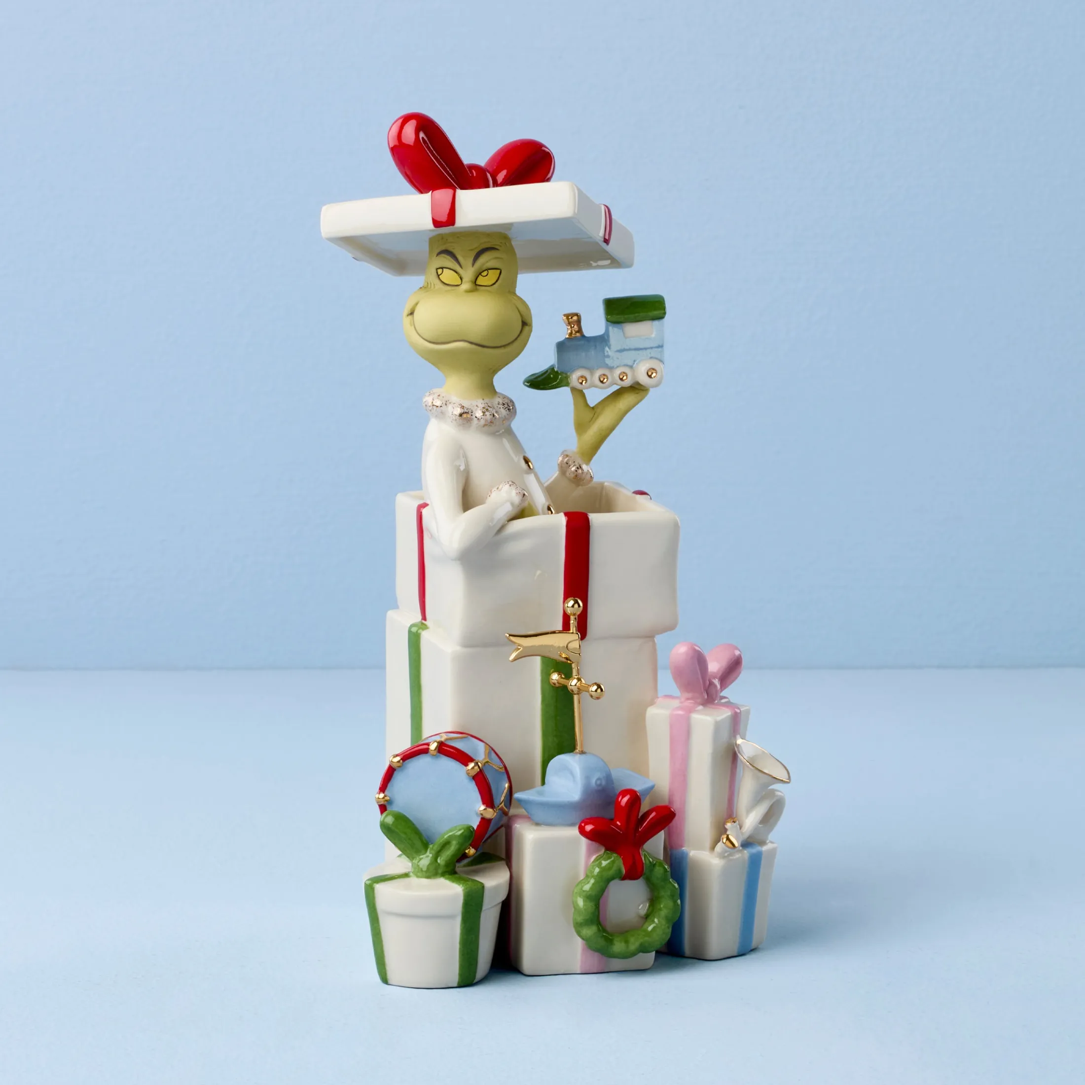 Grinch Gets The Gifts Figurine