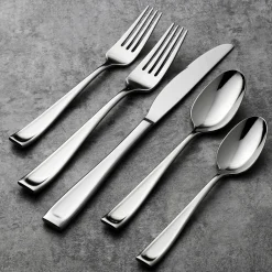 Moda 75-Piece Flatware Set