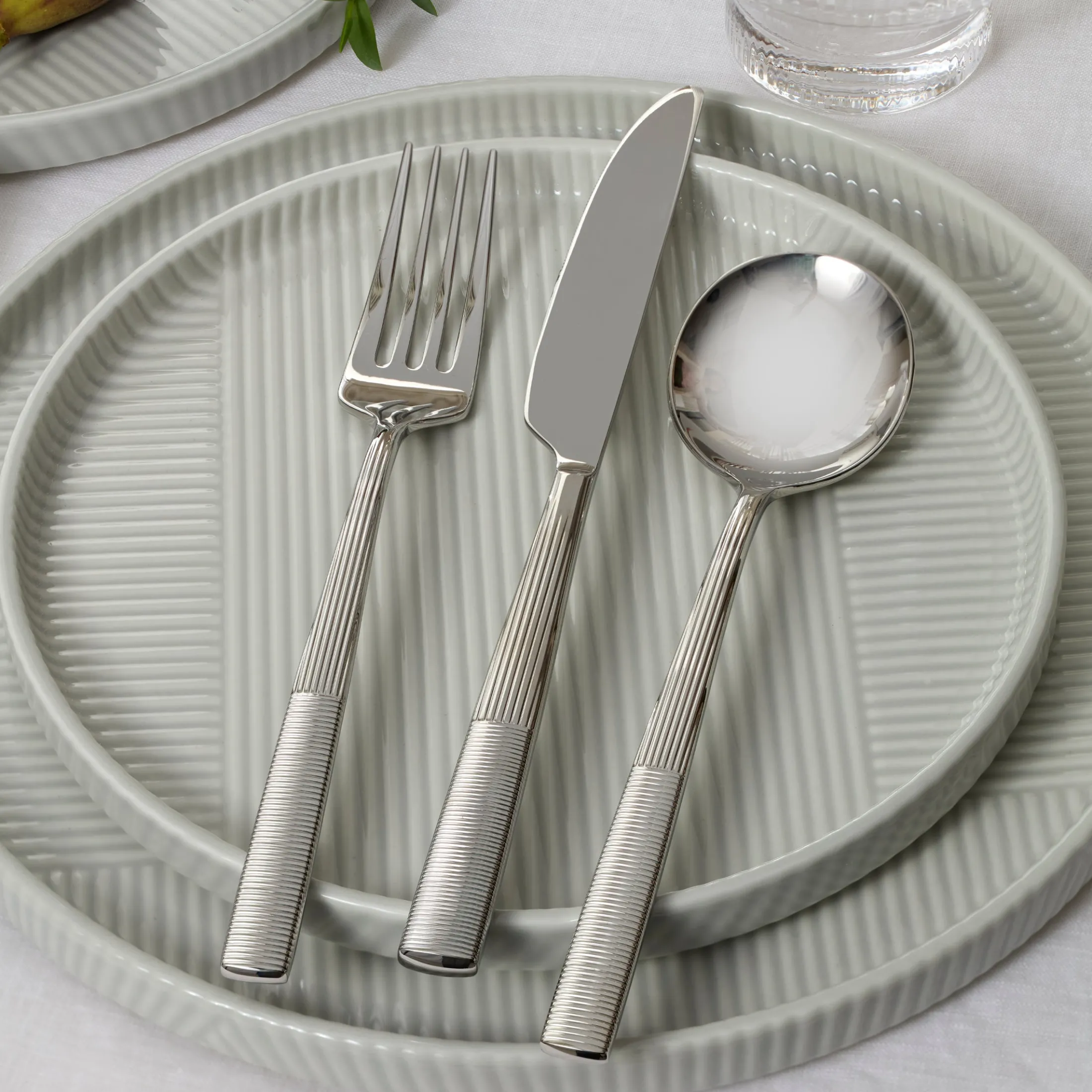 Modulus 20-Piece Flatware Set