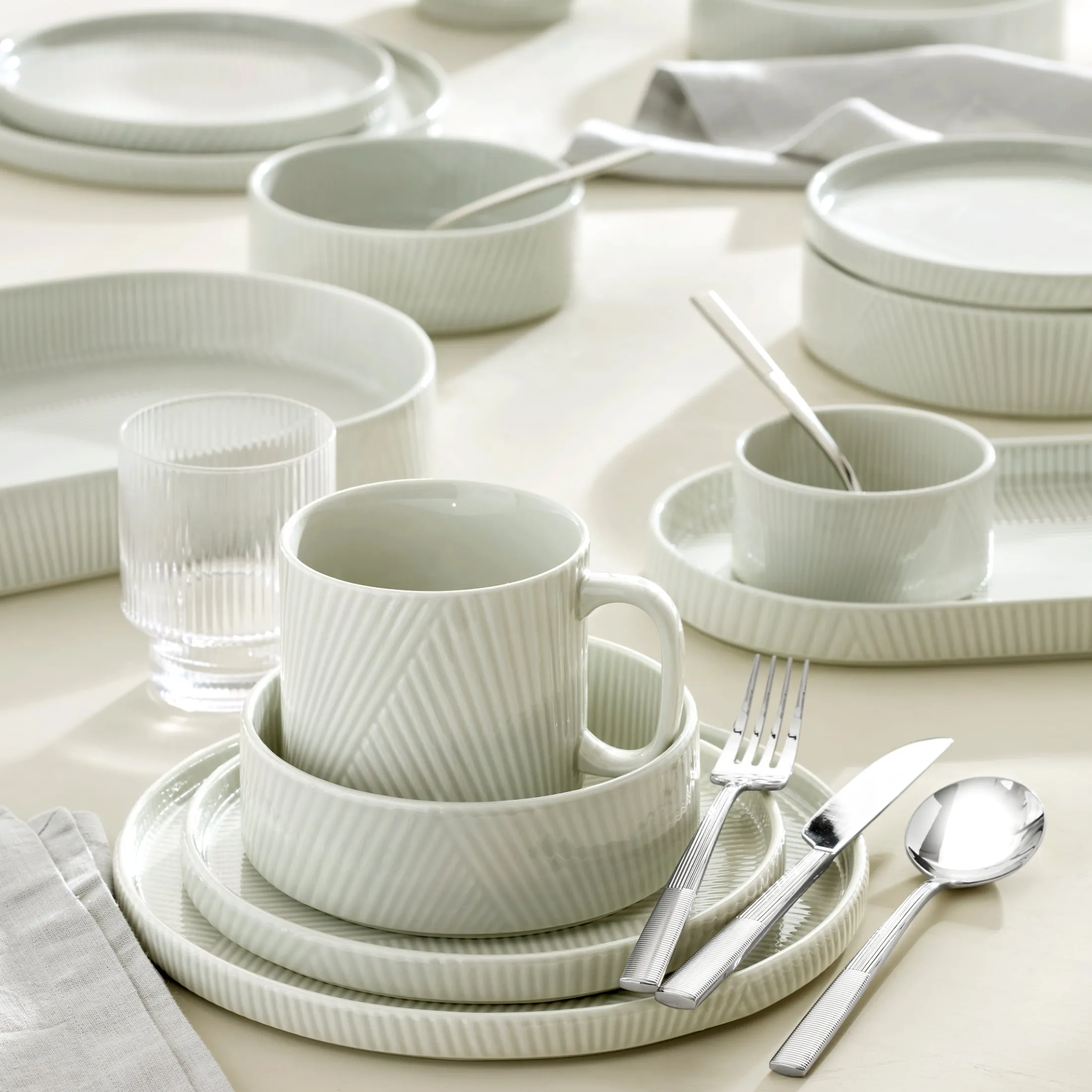 Modulus 20-Piece Flatware Set