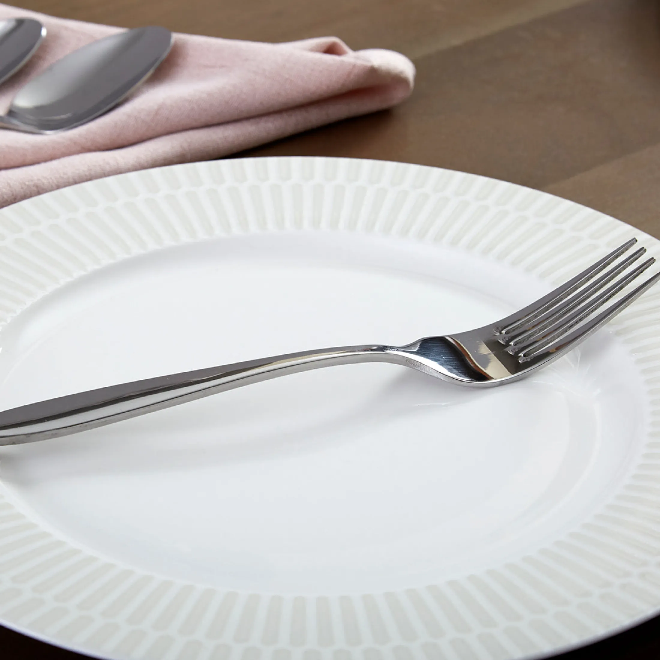 Mooncrest 65-Piece Flatware Set