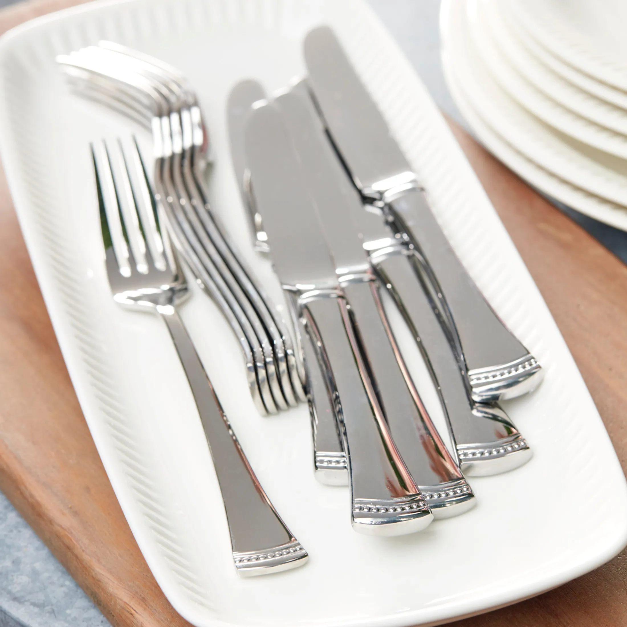 Portola 65-Piece Flatware Set