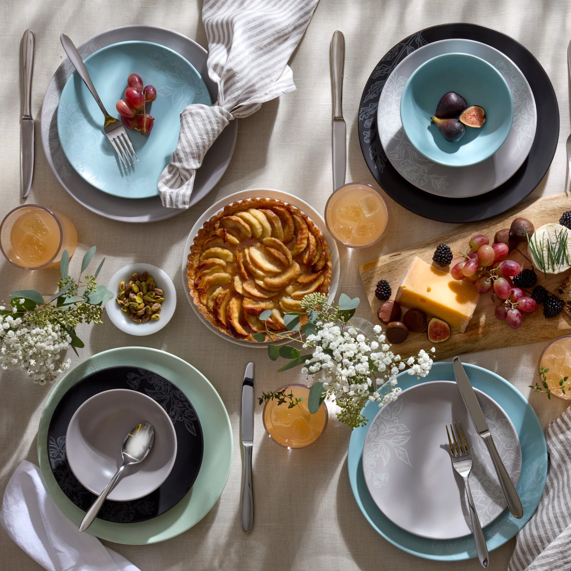 Roseto Soft Sage 12-Piece Dinnerware Set