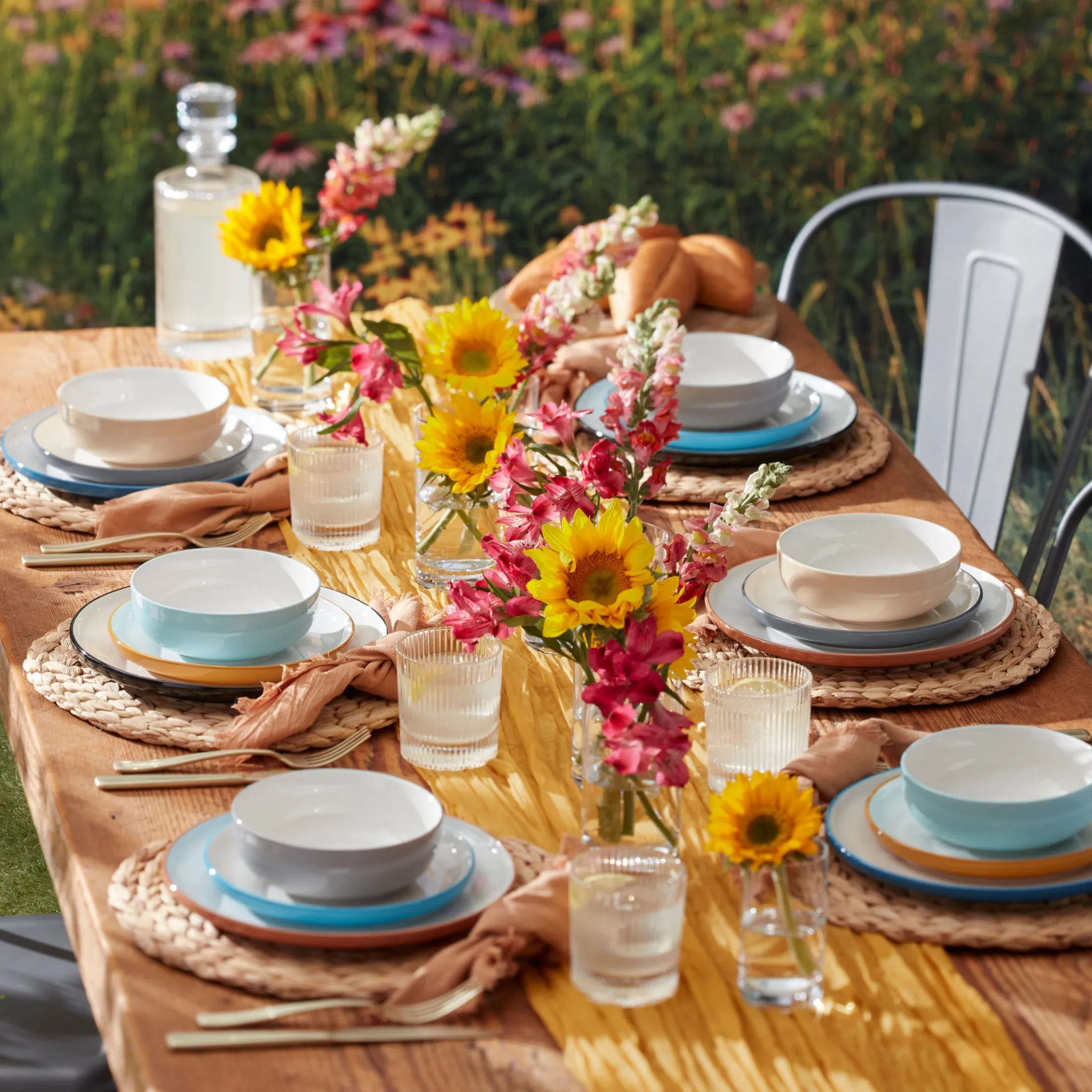 24 Seven Colors Pumice 12-Piece Dinnerware Set