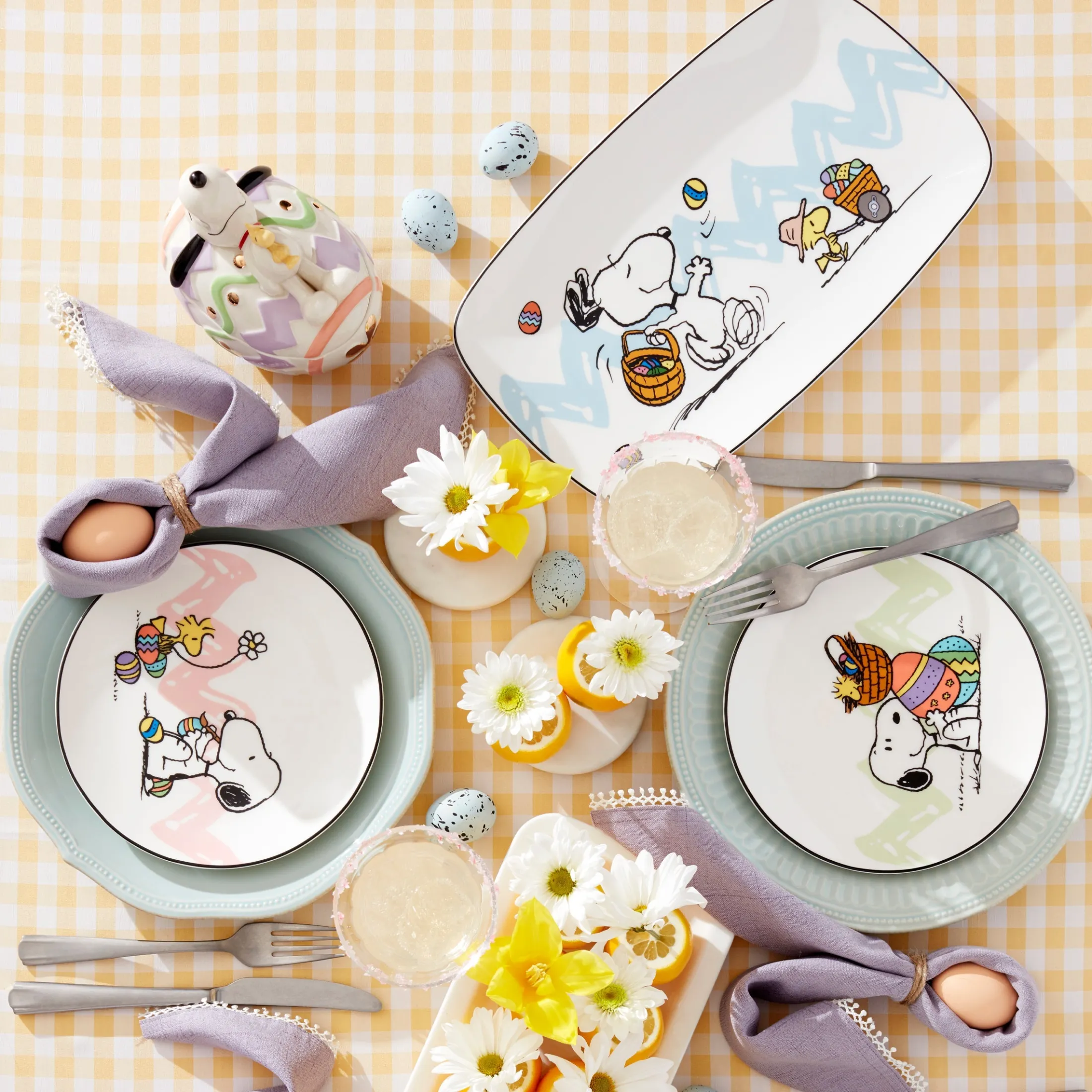 Snoopy Easter Accent Plates, Set of 4