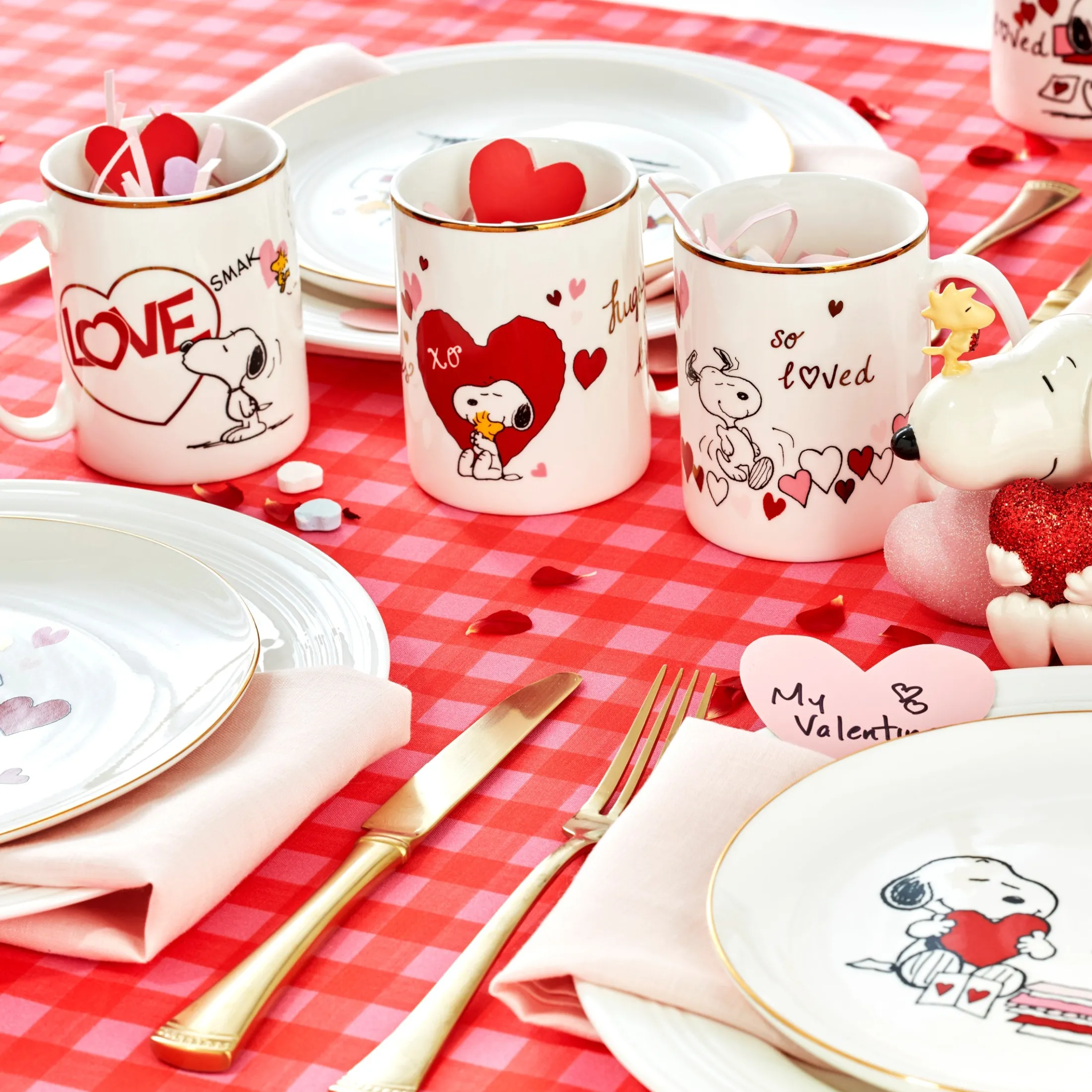 Snoopy Valentine's Day Mugs, Set of 4