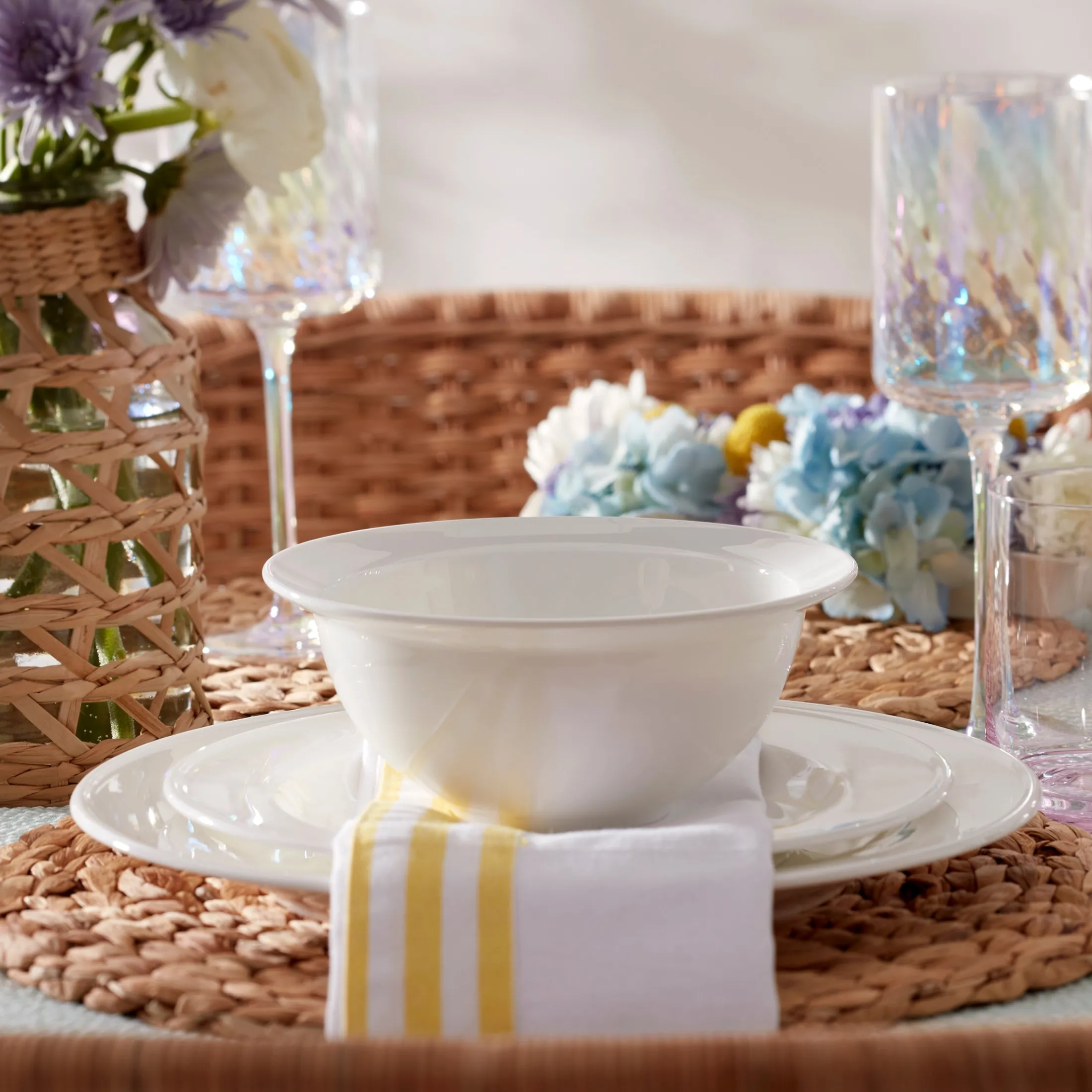 Studio 1414 Rimmed 12-Piece Dinnerware Set