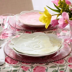 Studio 1414 Scallop 12-Piece Dinnerware Set