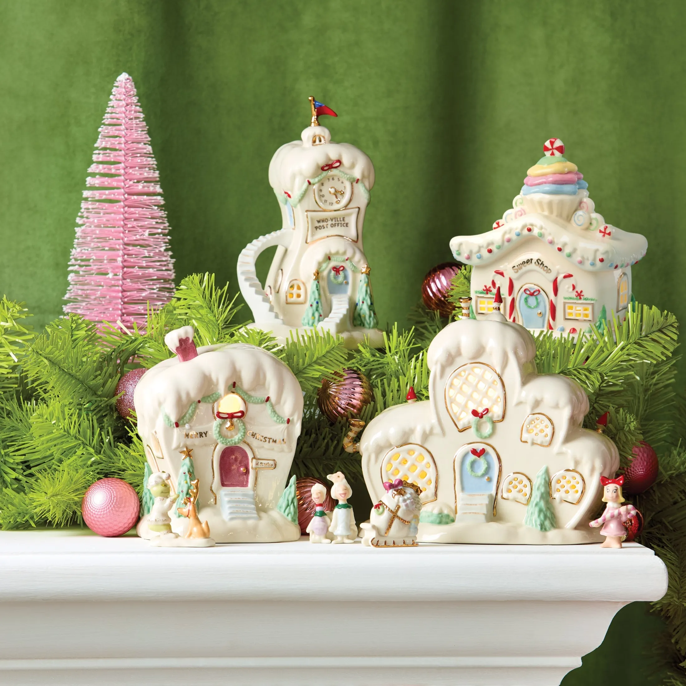 Who-Ville Toy Store Lit Figurine